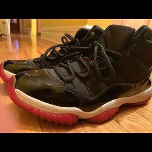 Does not fit. I’m a size 11 now